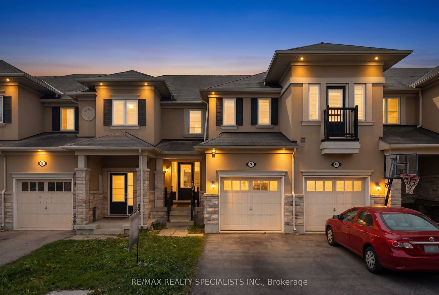 7 Stotts Terrace, Toronto, ON M1C 0C8