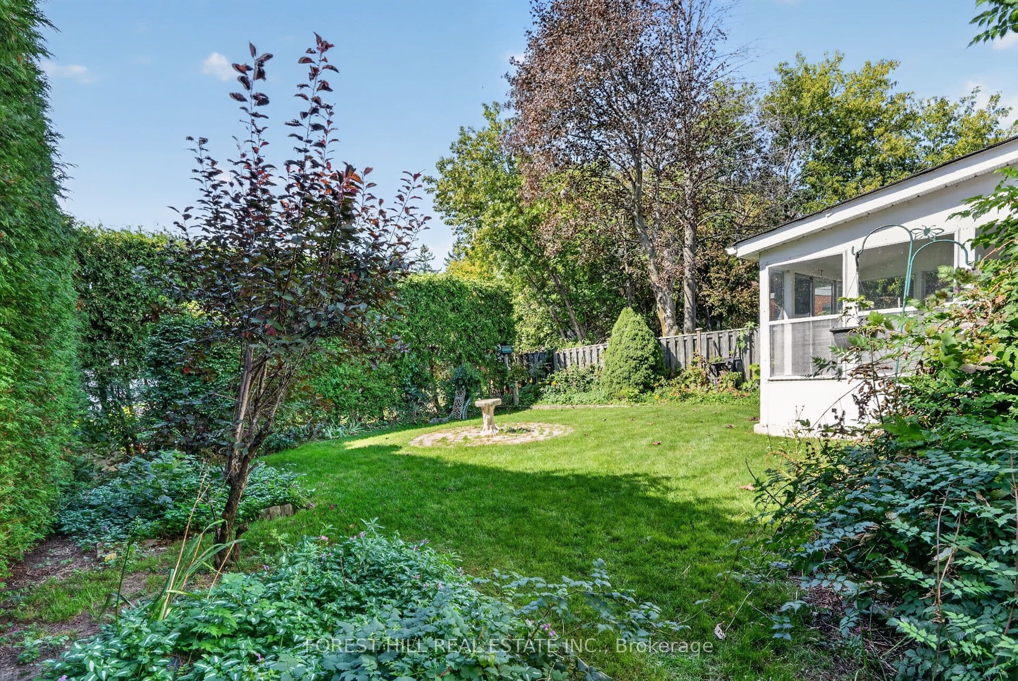 4 Glenstroke Drive, Toronto, ON M1S 2Z9