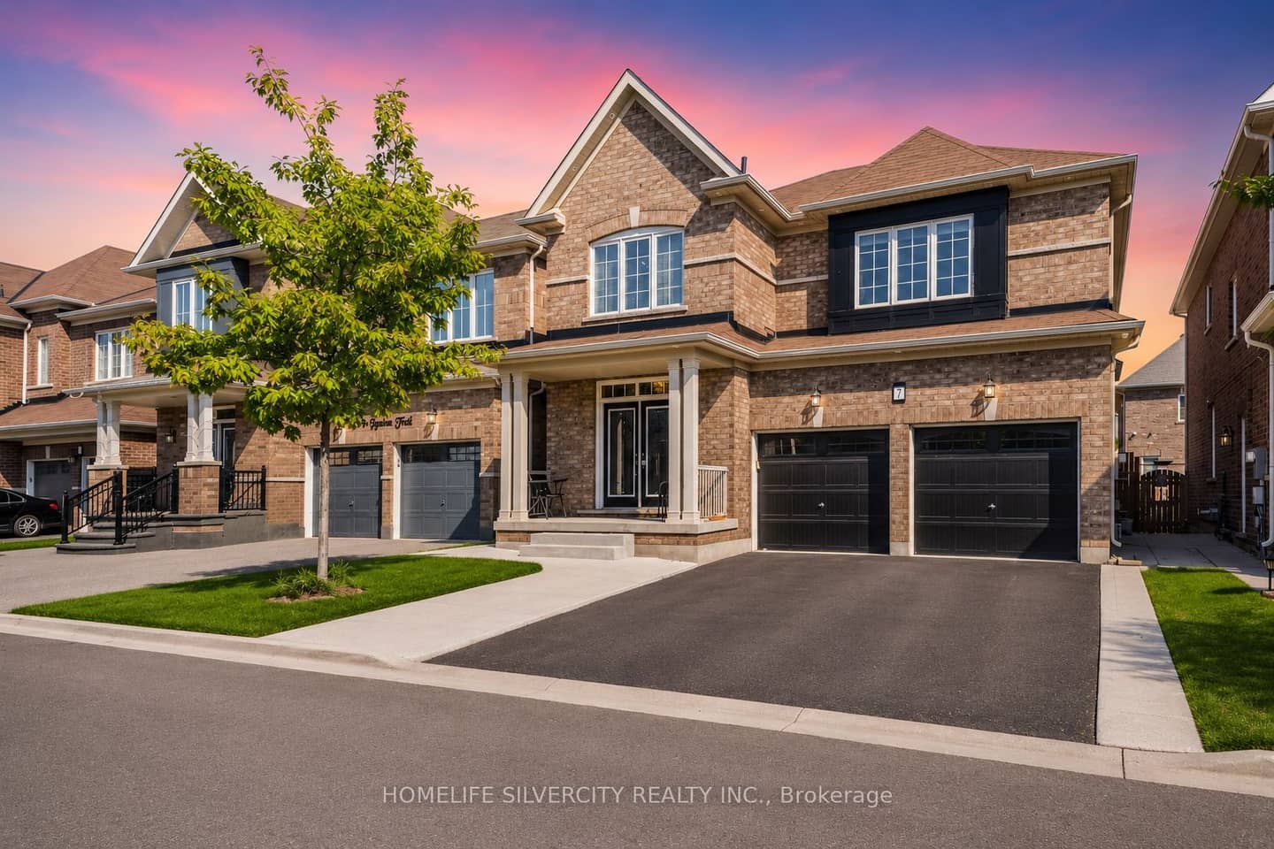 7 Iguana Trail, Brampton, ON L7A 4N2