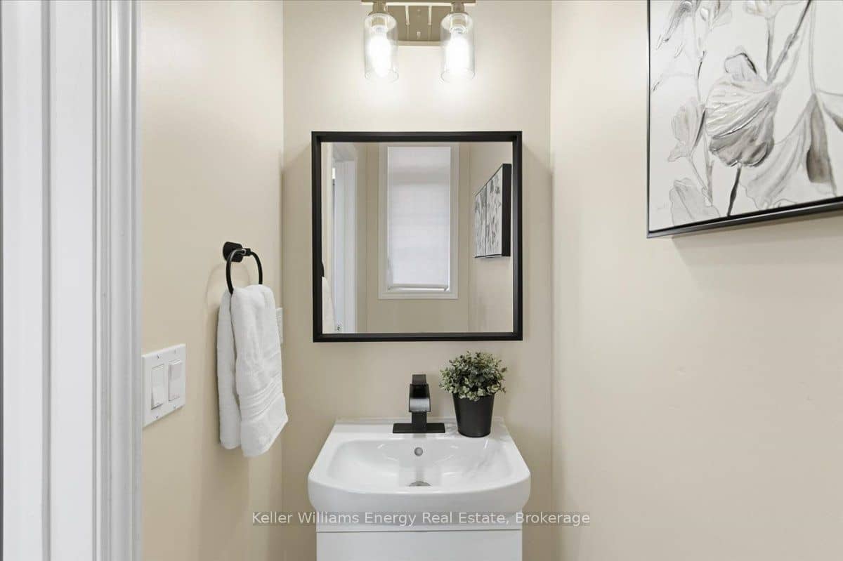 2464 Earl Grey Avenue, Pickering, ON L1X 0B9