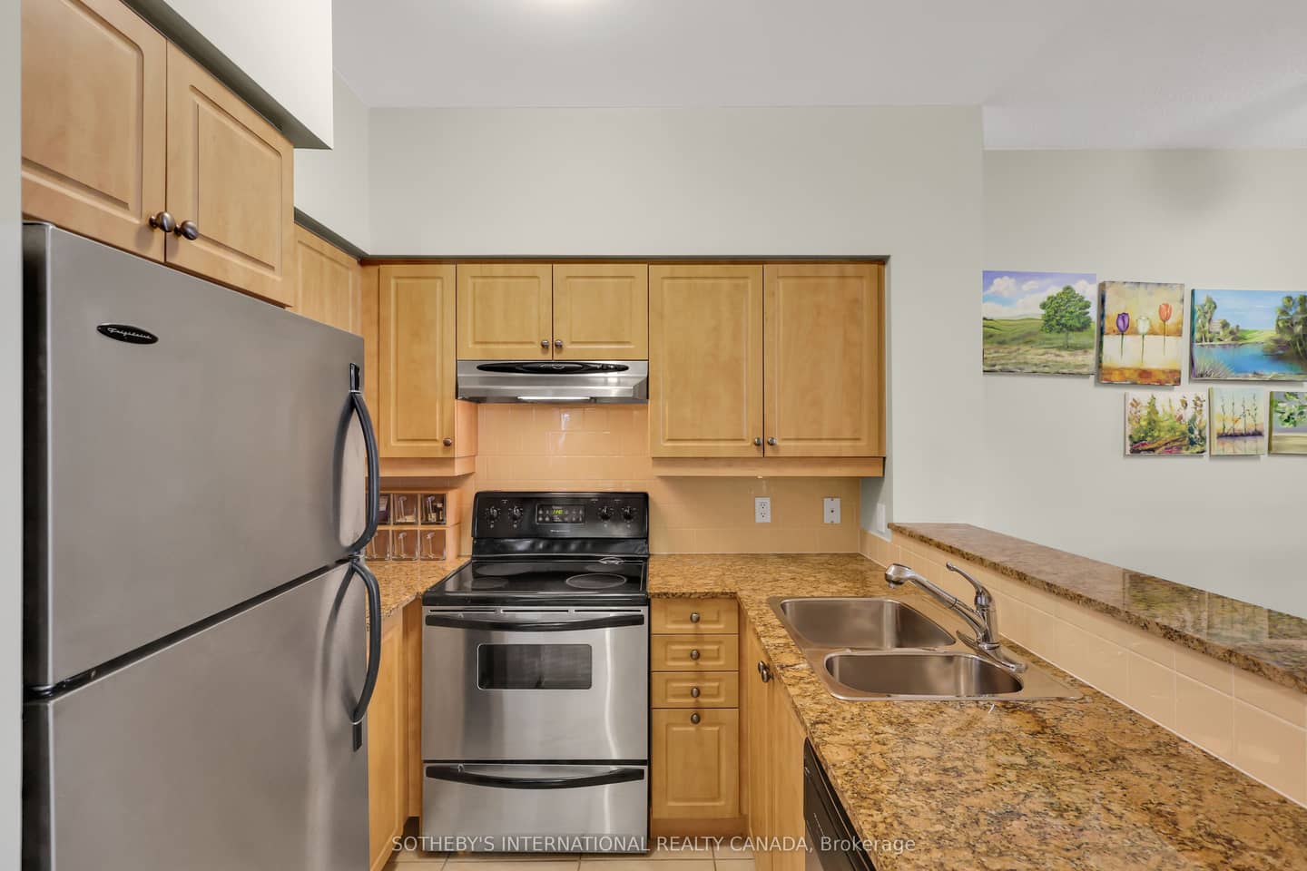 481 Rosewell Avenue 407, Toronto, ON M4R 2J1