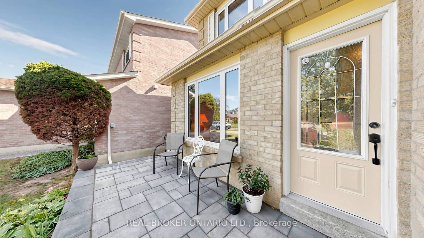 33 Fountainbridge Drive, Caledon, ON L7E 1N5
