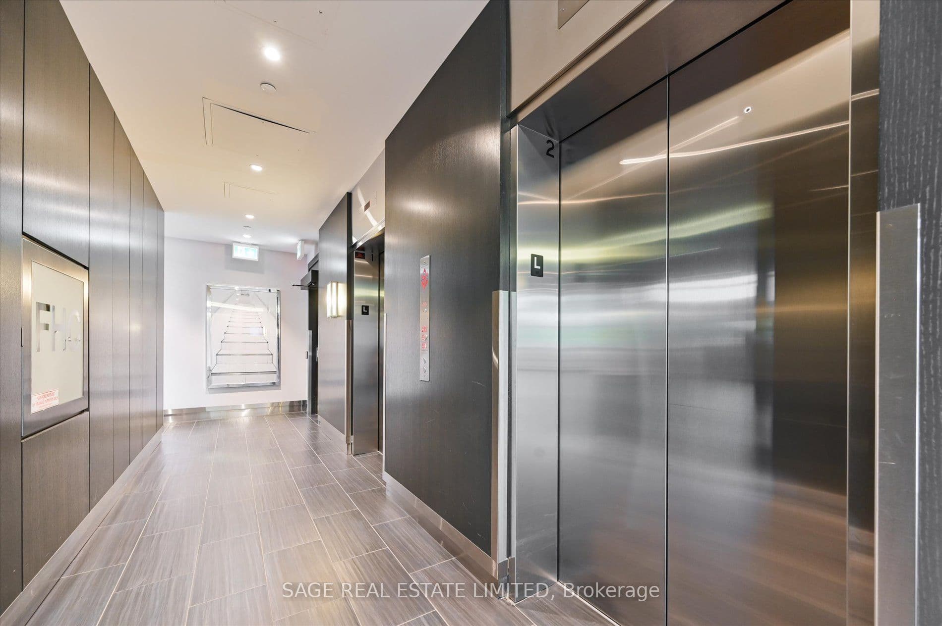1815 Yonge Street 507, Toronto, ON M4T 2A4