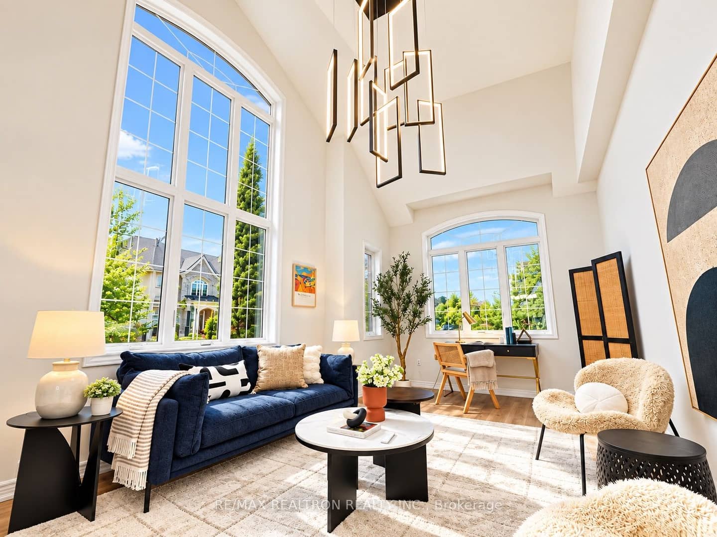 405 Lauderdale Drive, Vaughan, ON L6A 4K9