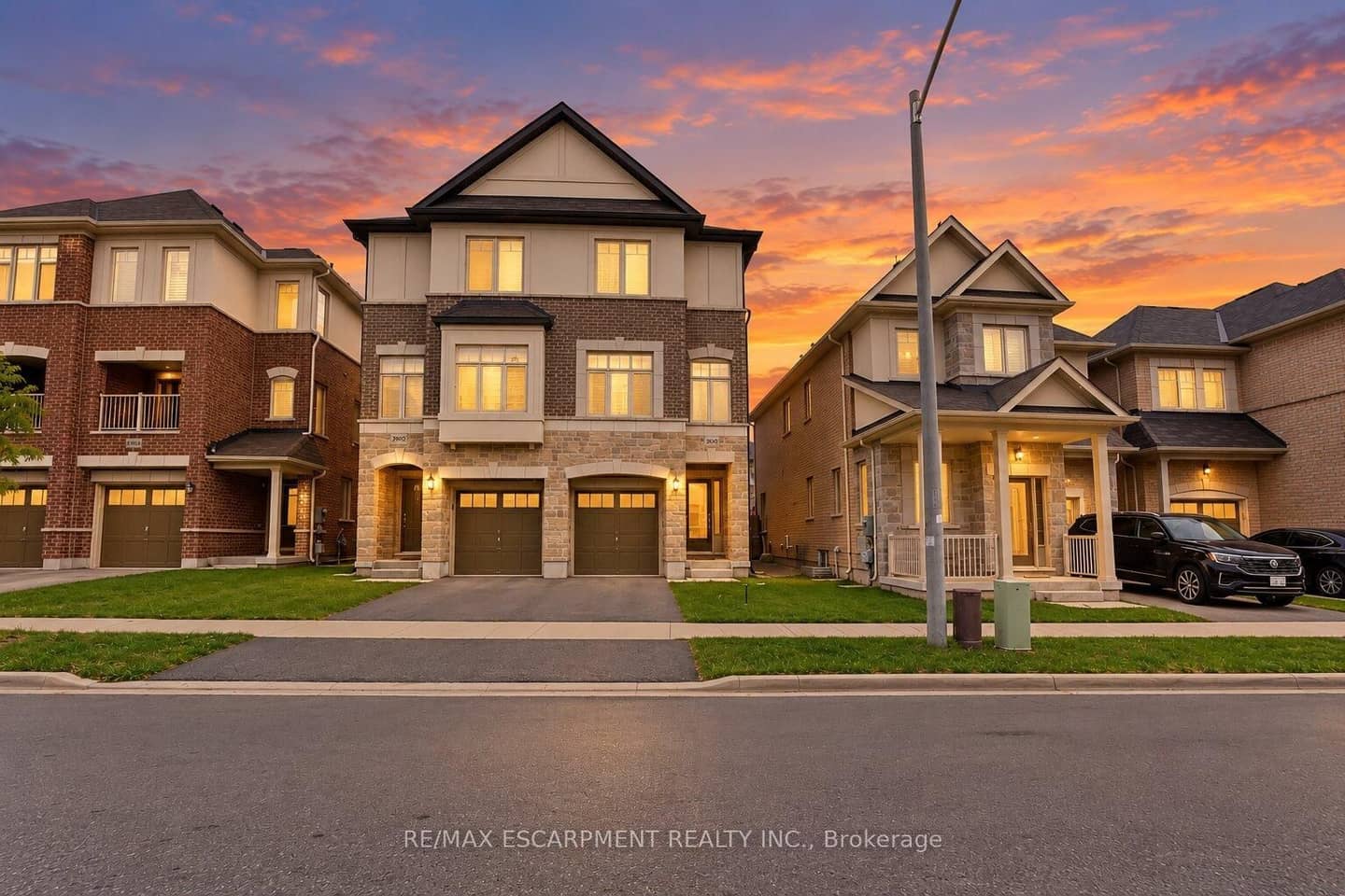 3930 Tufgar Crescent, Burlington, ON L7M 2A4