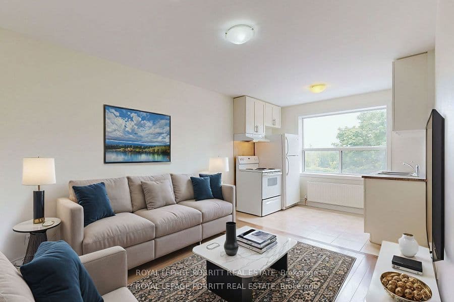 3511 Lake shore Boulevard W 6, Toronto, ON M8W 1N5