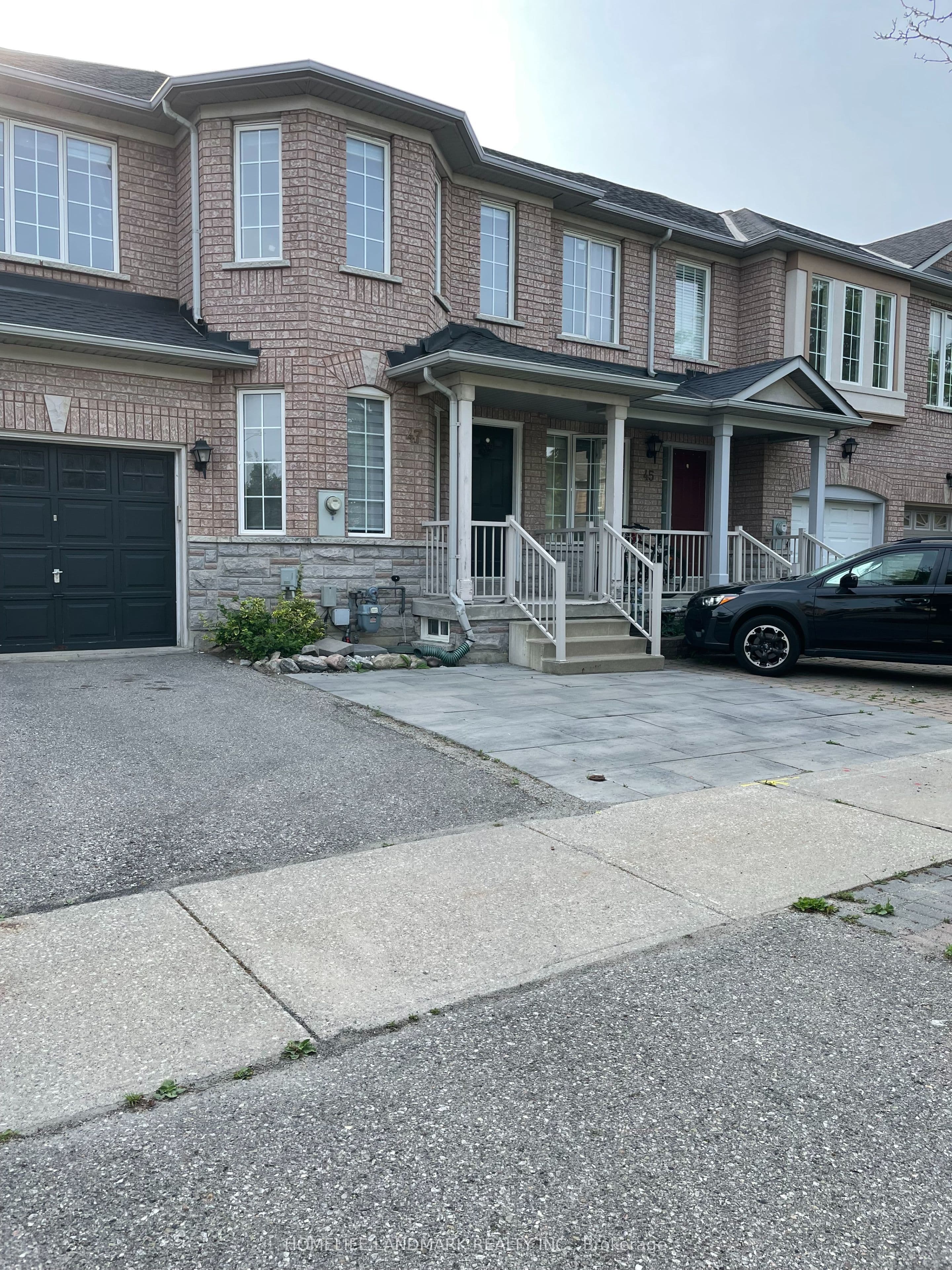 47 Waterton Crescent, Richmond Hill, ON L4B 4L2