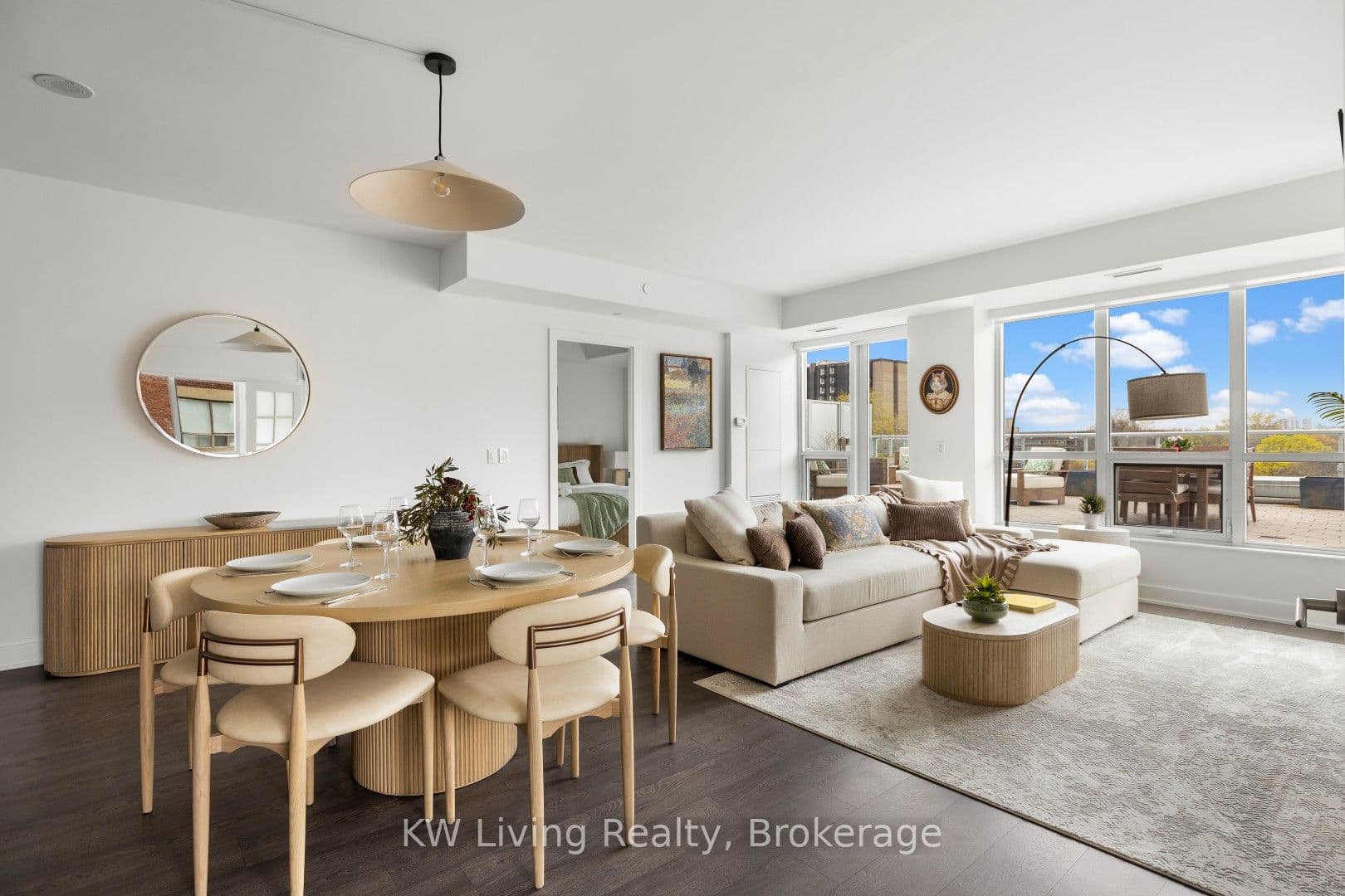 38 Cameron Street 608, Toronto, ON M5T 0C3