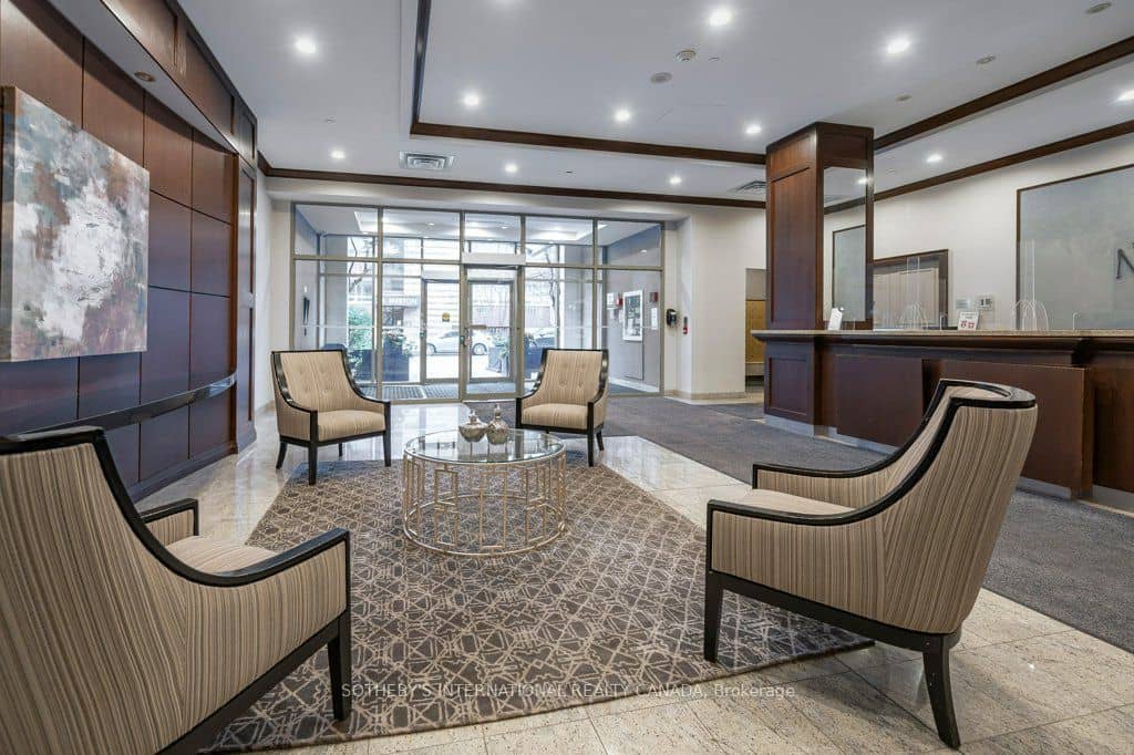 225 Merton Street 219, Toronto, ON M4S 3H1