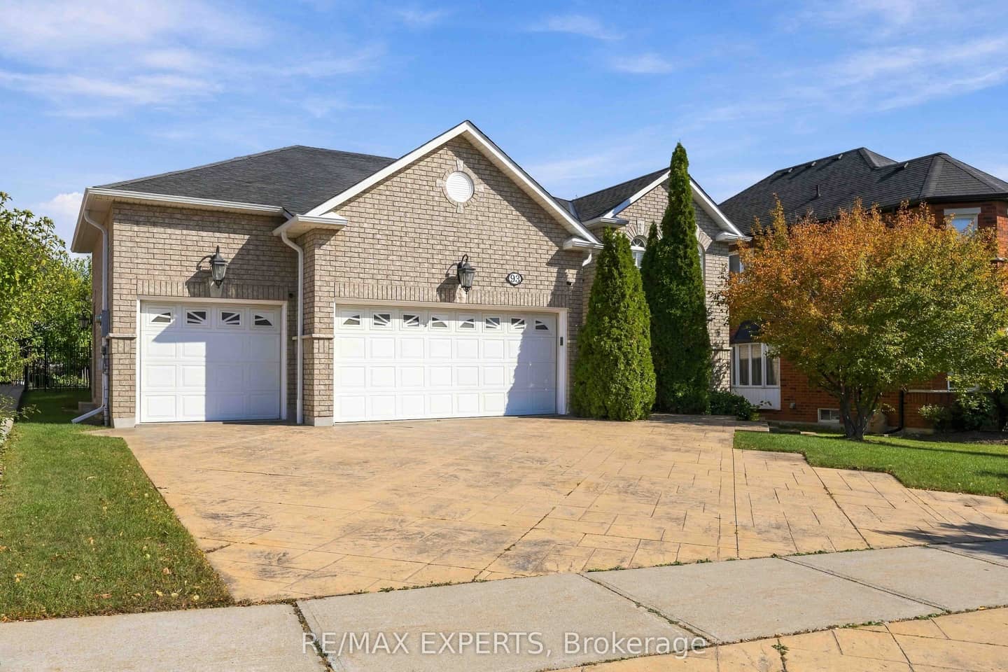 93 Velmar Drive, Vaughan, ON L4L 8W4