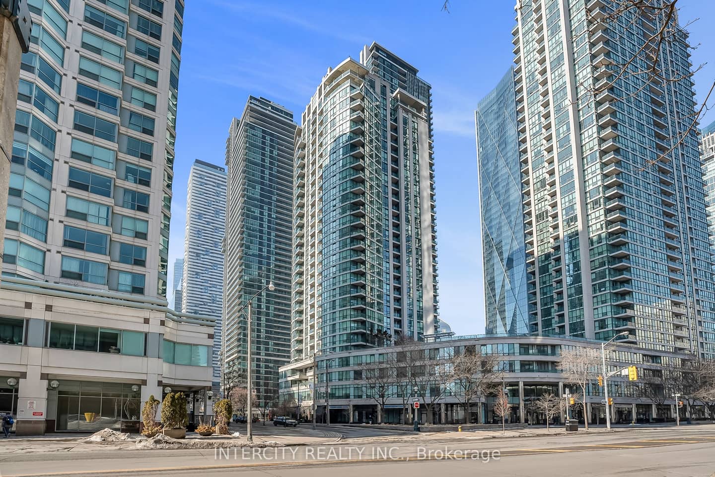 12 Yonge Street 1010, Toronto, ON M5E 1Z9