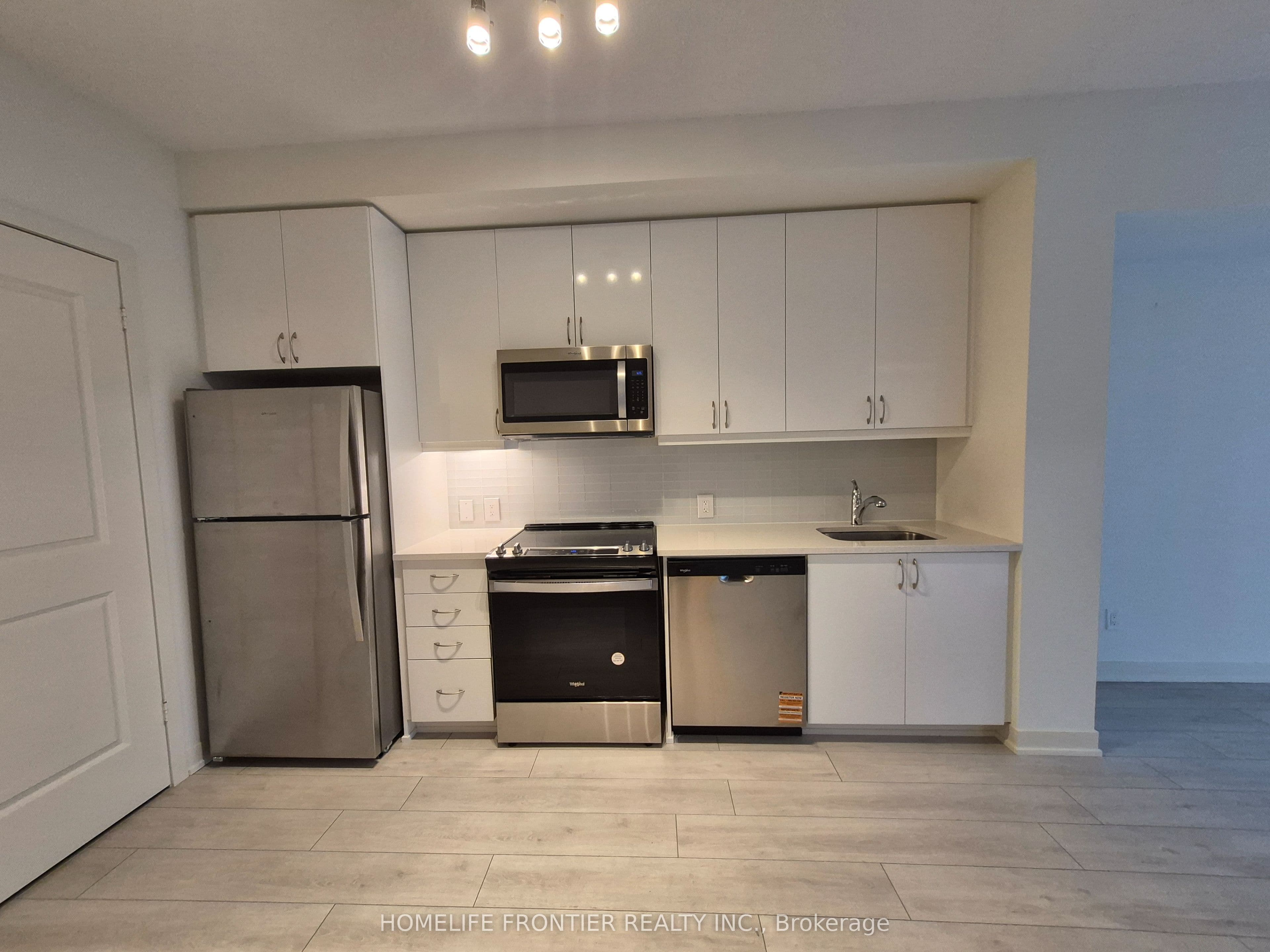 4955 Yonge Street 1915, Toronto, ON M2N 0L8