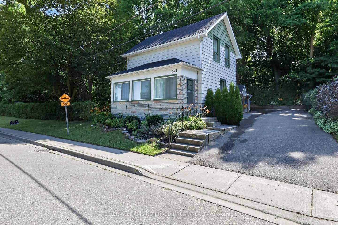 341 Cotter Street, Newmarket, ON L3Y 3X9